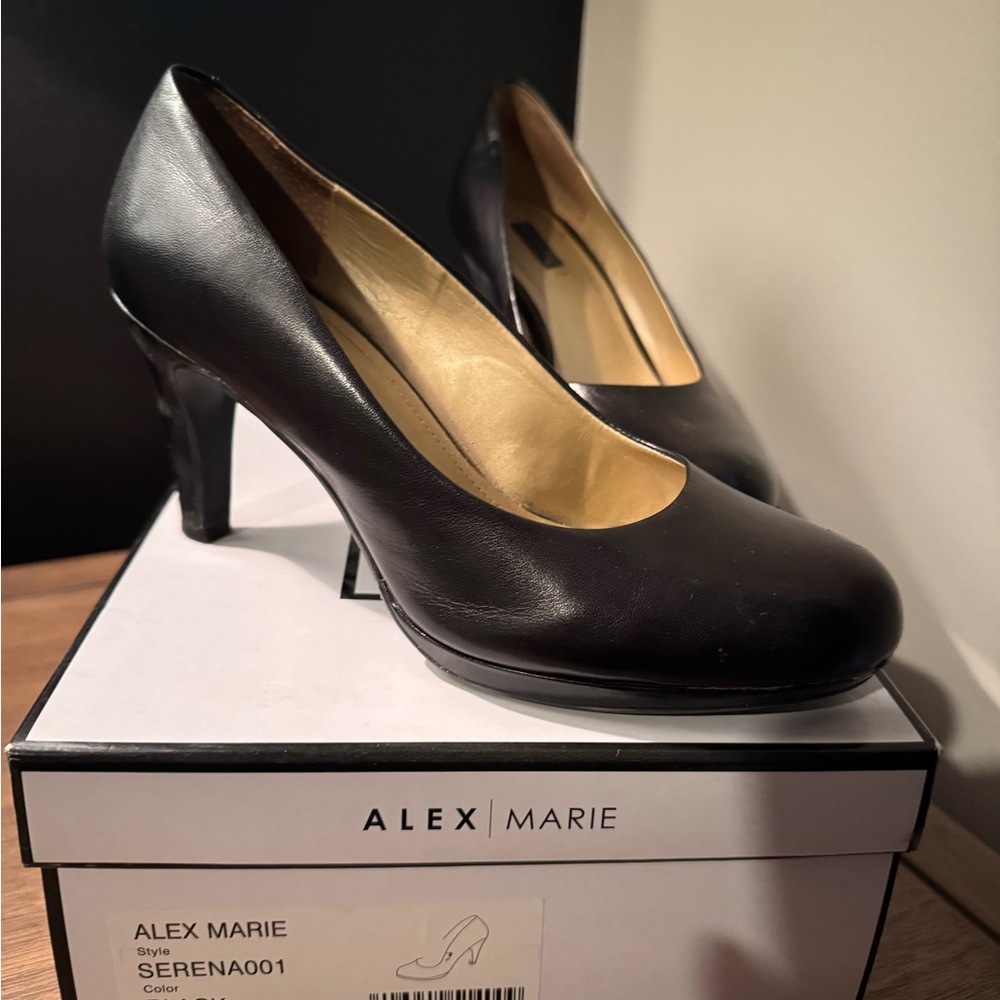 Alex Marie Classic Black Heels - Size 6